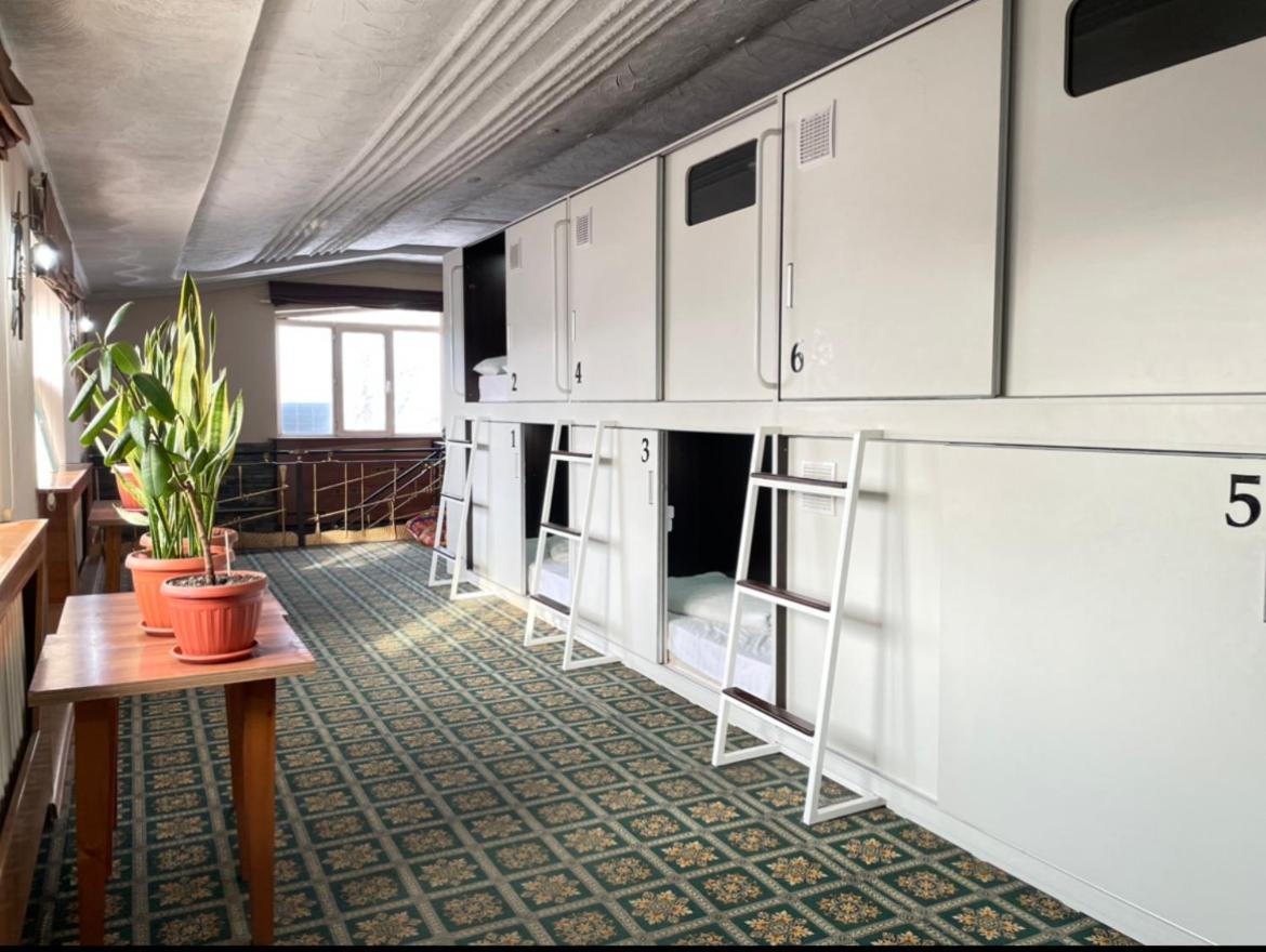 Capsule Hotel Technocave Бишкек Экстерьер фото
